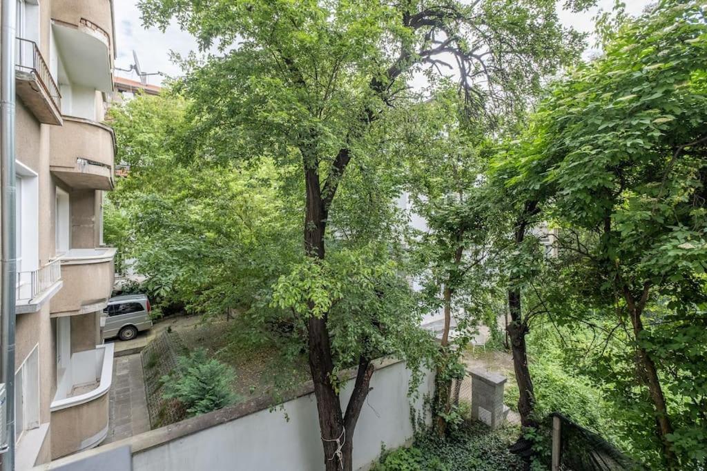 Apartment Calm, Luxury Apartment, Premium Location At Ndk!