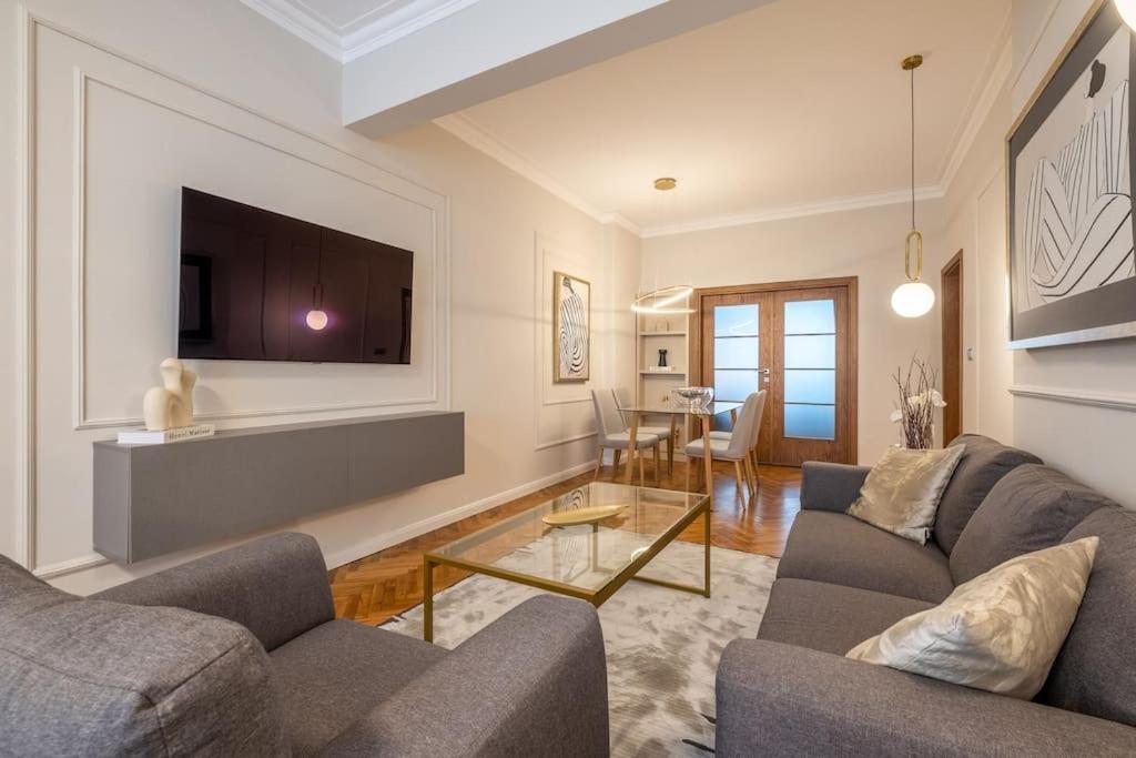 Calm, Luxury Apartment, Premium Location At Ndk! Apartamento *