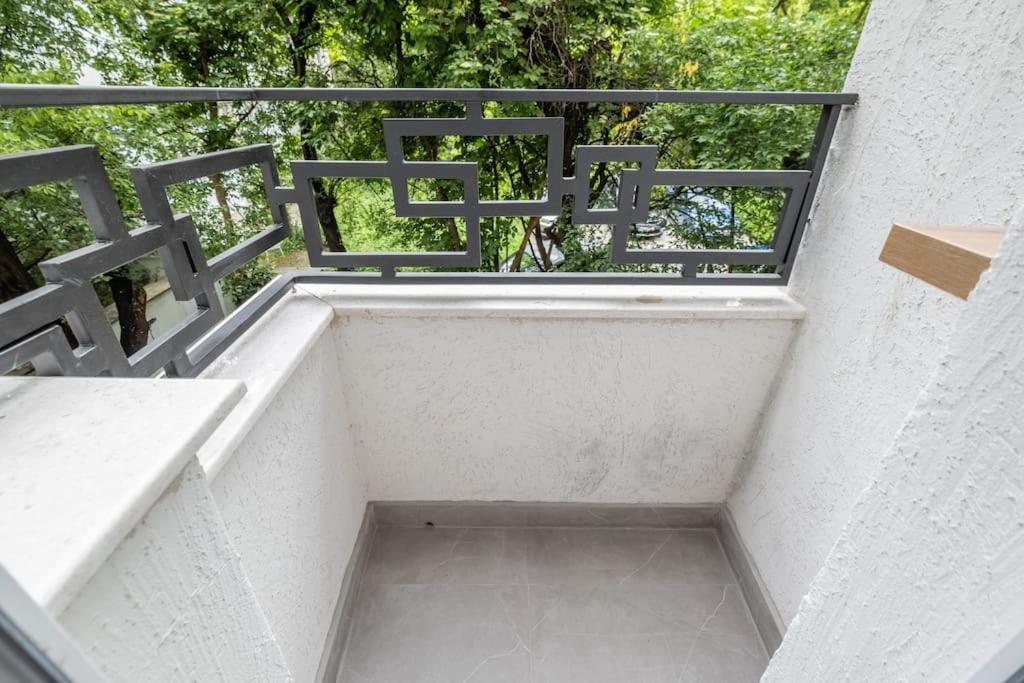 Calm, Luxury Apartment, Premium Location At Ndk! *