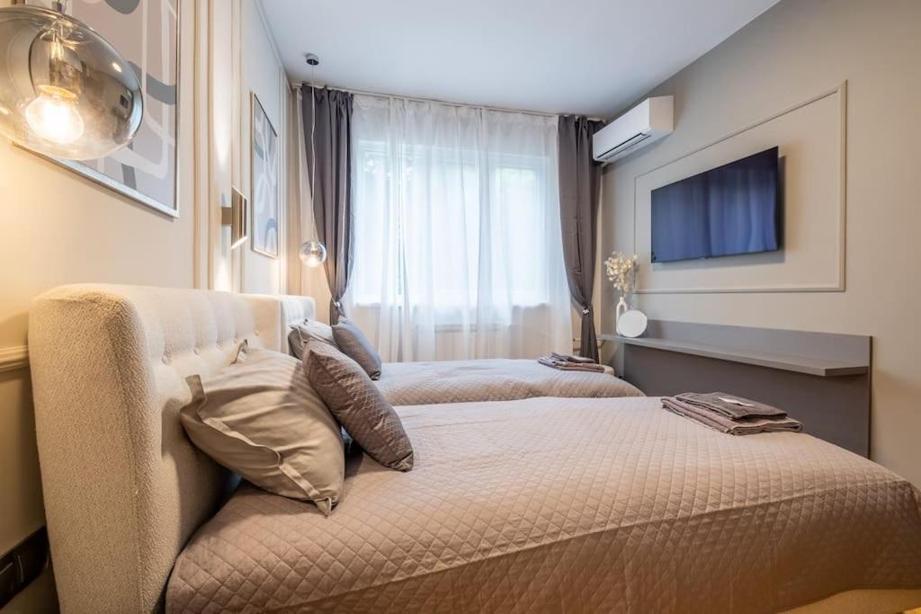 Calm, Luxury Apartment, Premium Location At Ndk! * Sofia