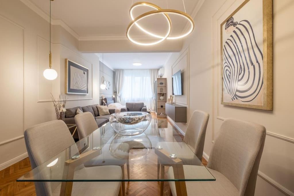 Calm, Luxury Apartment, Premium Location At Ndk! Apartment